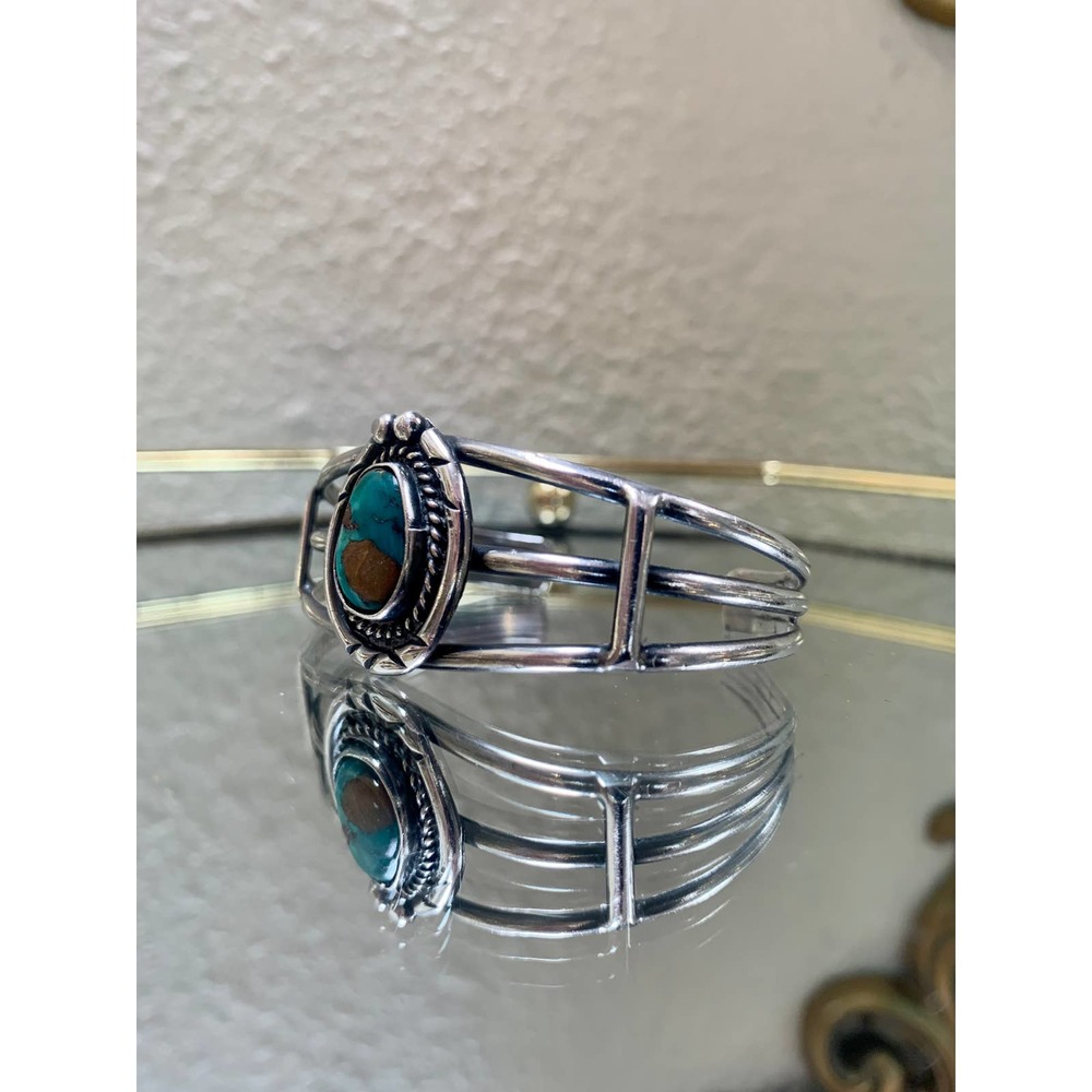 Silver Turquoise cuff - Picture 5 of 8
